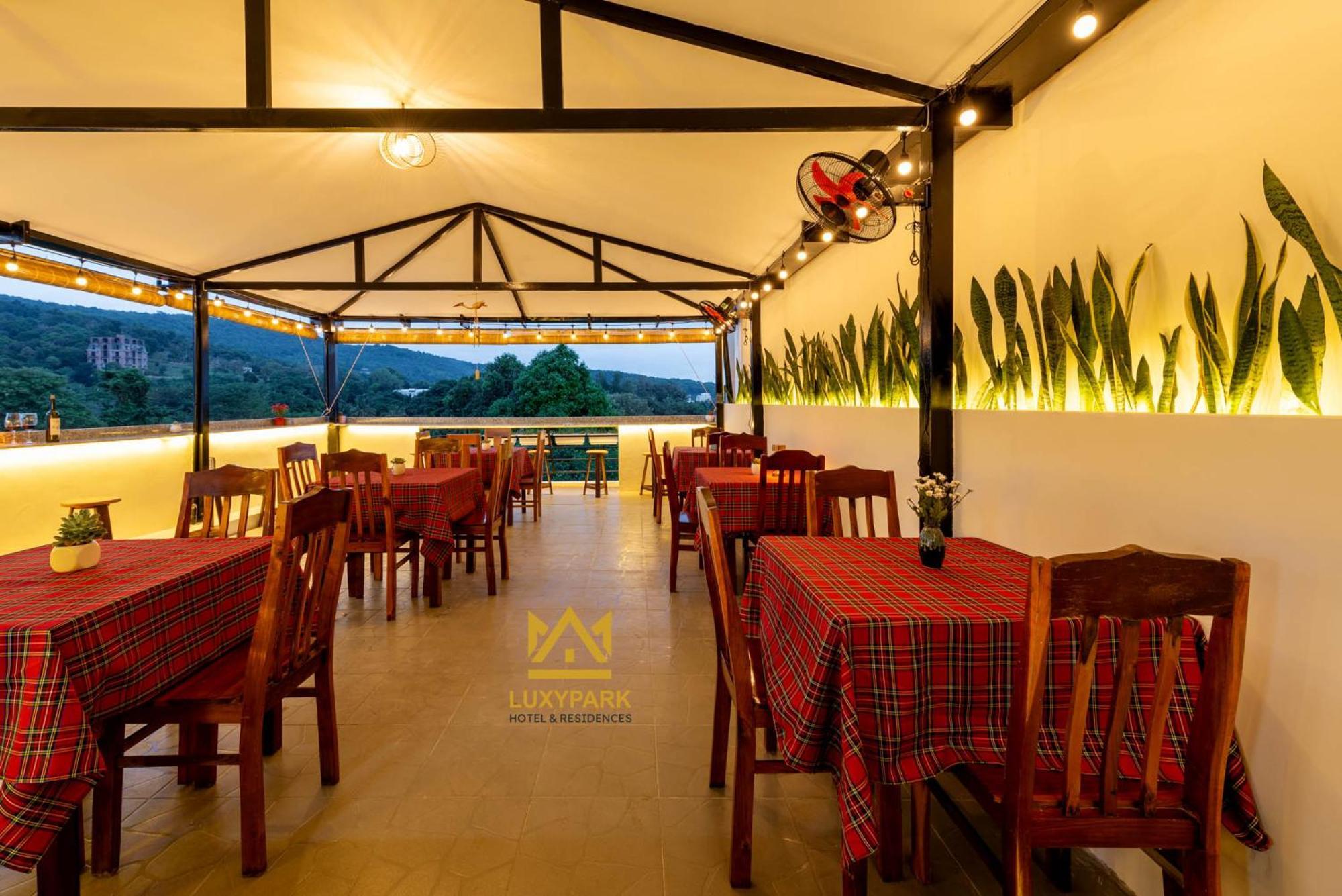 Luxy Park Hotel - Phu Quoc Centre Zewnętrze zdjęcie